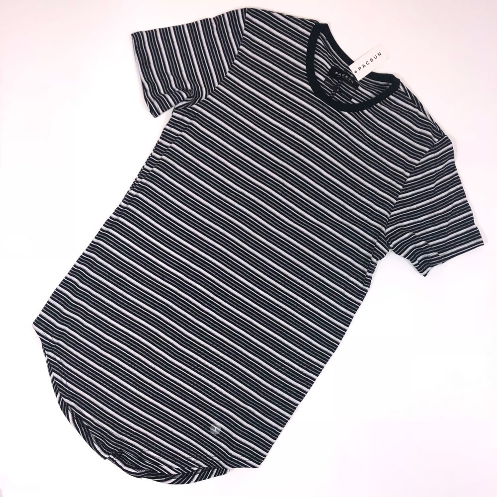 Black and white patterned shirt